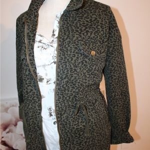 JODIFUL🐾HUNTER GREEN ANIMAL PRINT 🐾ANORAK COTTON DRAWSTRING JACKET Size Large